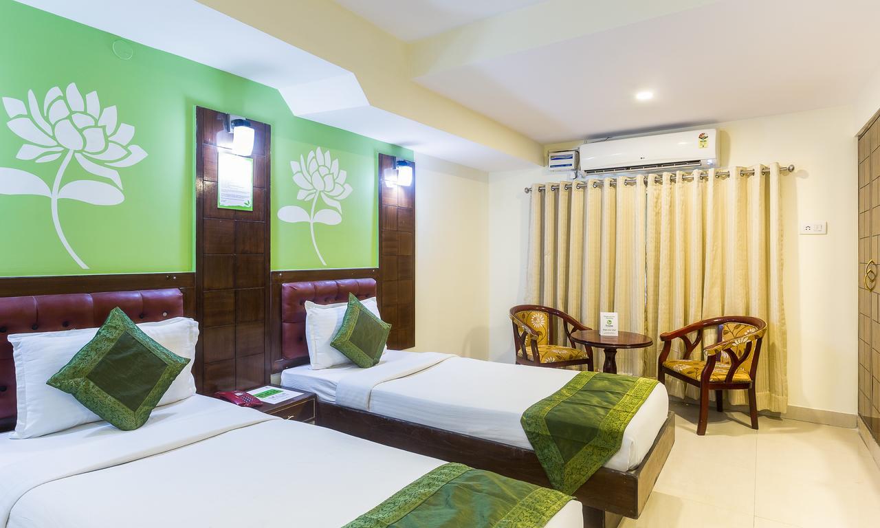 Angel Park Hotel Hyderabad Exterior foto