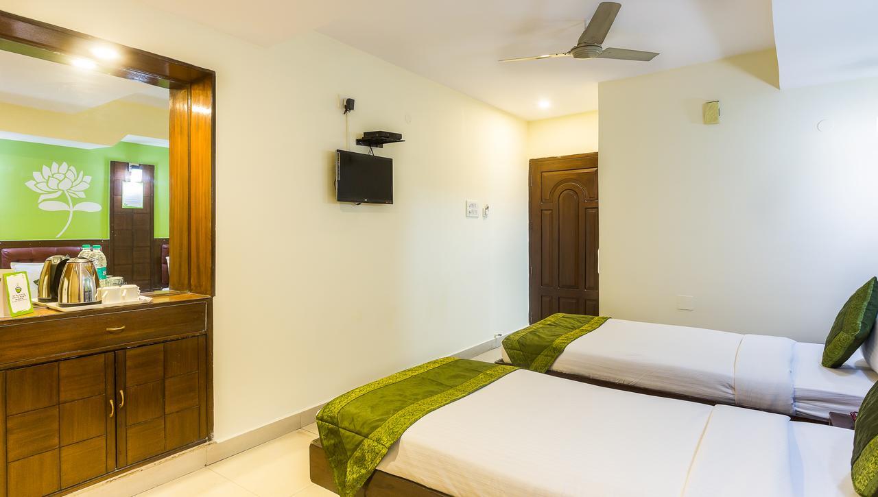 Angel Park Hotel Hyderabad Exterior foto