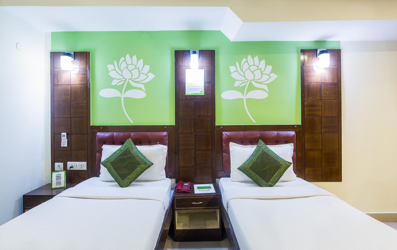Angel Park Hotel Hyderabad Exterior foto