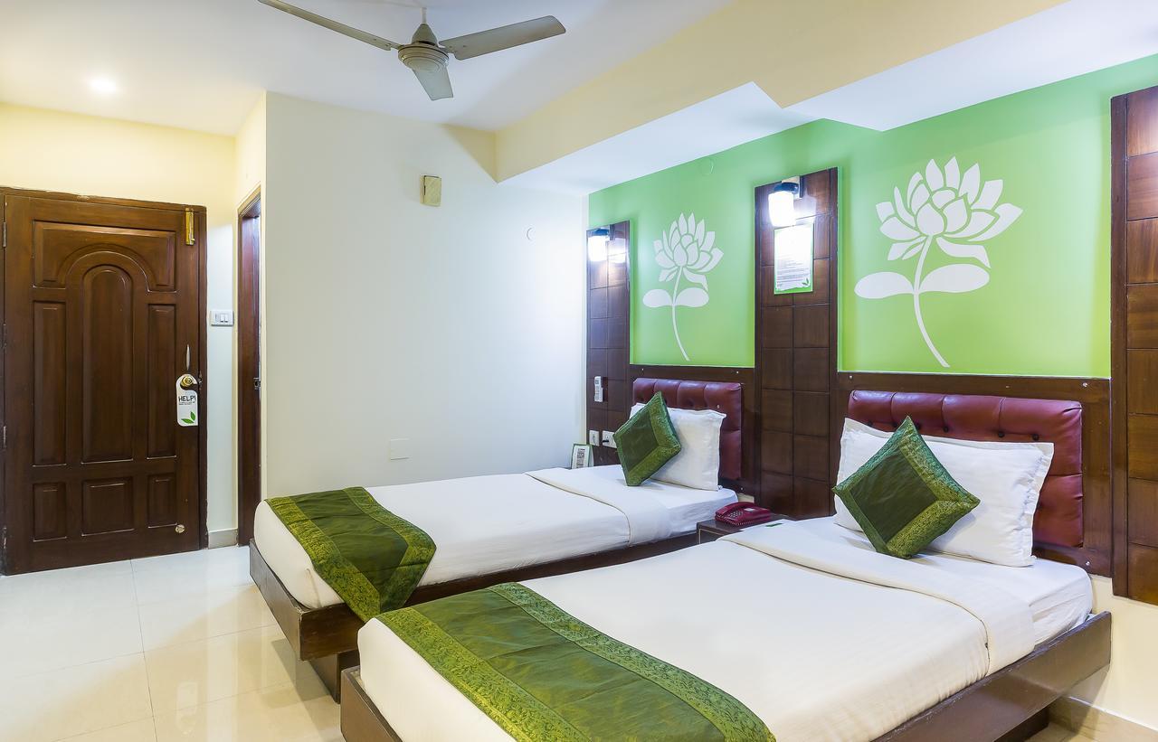 Angel Park Hotel Hyderabad Exterior foto